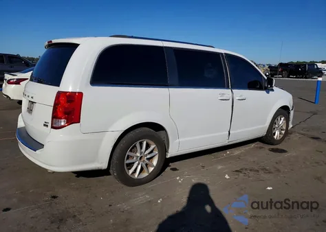 2019 Dodge Grand Caravan Sxt z USA, uszkodzony, nr VIN 2C4RDGCG5KR677194